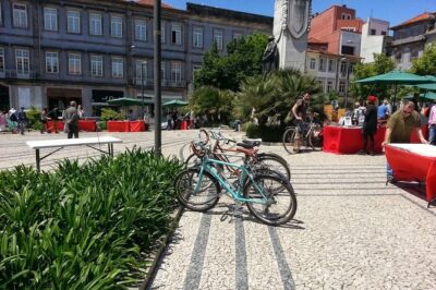 Historic Guided Tour - Electric Bike (Half day) - Starting at Rua de Camões: what the first moments feel like