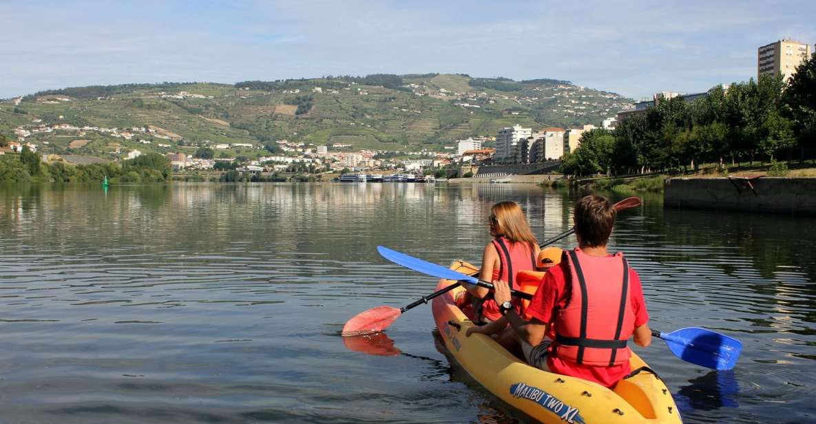 Kayak - Douro Valley - The Douro River portion: calm water, guided pace, easy rhythm
