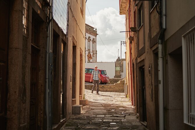 Mobile Photography through Porto hidden streets - Who should book this workshop in Porto