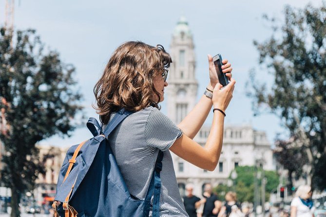 Mobile Photography through Porto hidden streets - Should you book this Porto mobile photo workshop?