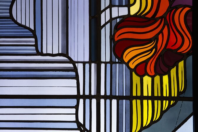 Museu do Vitral Entry Ticket with Wine Tasting - Where it fits in your Porto day