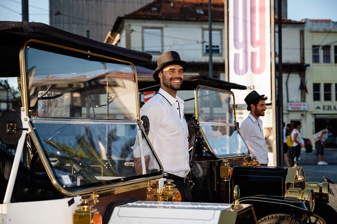 Old City Tour - Ford T style meets Porto’s hill-town reality