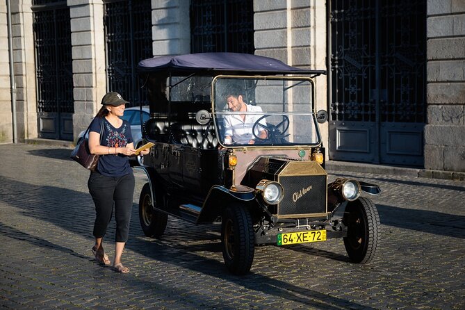 Old City Tour - Sé do Porto and Batalha: key landmarks in a short time window