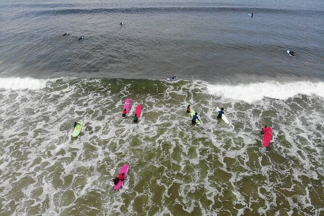 Oporto Best Surf Experience - Onshore comfort: storage, showers, and changing rooms that make surf lessons easier