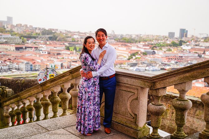 Photoshoot Unforgettable in Porto - Couple or Single - A private, one-hour Porto photoshoot: what you’re actually paying for