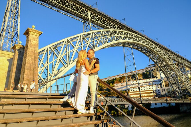 Photoshoot Unforgettable in Porto - Couple or Single - Where you’ll walk: São Bento Station to Dom Luís I Bridge