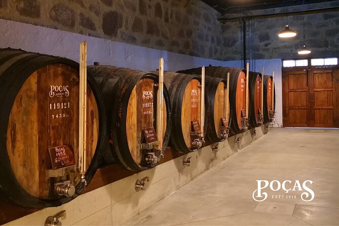Poças Guided Visit and Wine Tasting of 2 DOC Douro & 1 Port Wine - Entering Poças: a short Port education in Vila Nova de Gaia