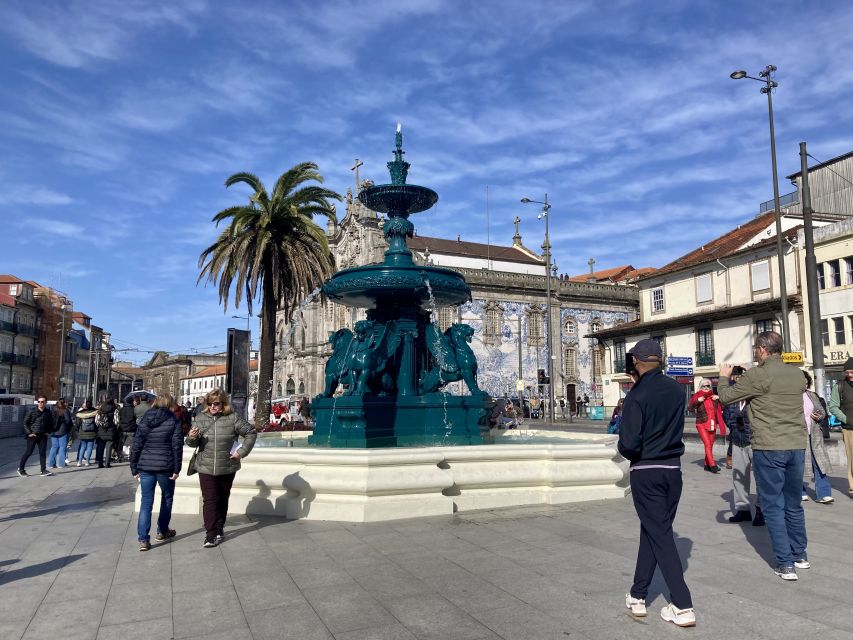 Port wine & wine walking tour with culture - max 8 pax - From Praça da Trindade to Cais de Gaia: a Porto-to-Gaia route built for wine people