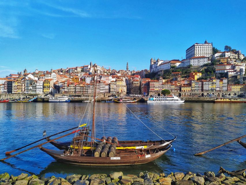 Port wine & wine walking tour with culture - max 8 pax - Crossing to Gaia with Dom Luís Bridge views and a Cais de Gaia photo pause