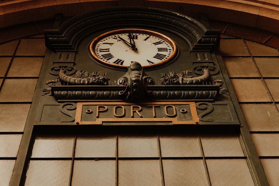 Porto: 3-Hour Guided Walking Tour - Pena Ventosa Cathedral: A Name With Personality