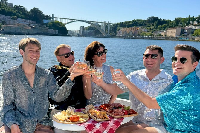 Porto: 6 Bridges Private Douro River Yacht w/ Food & Wine - First impressions: private yacht comfort in Vila Nova de Gaia