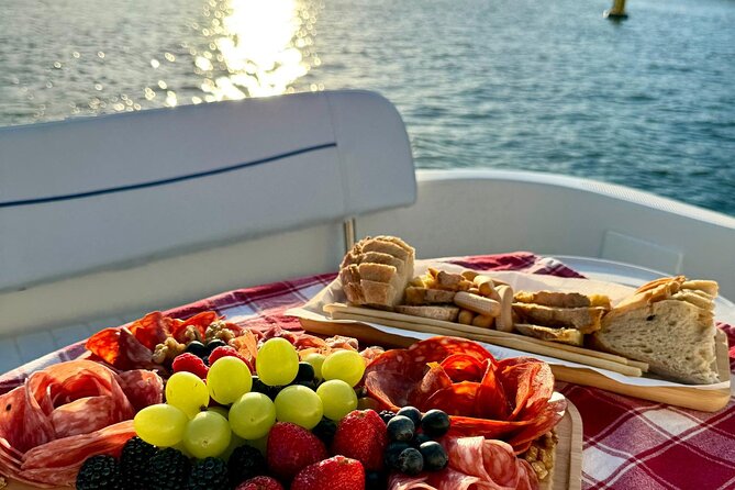 Porto: 6 Bridges Private Douro River Yacht w/ Food & Wine - Cais de Gaia: wine-seller explanations while you snack