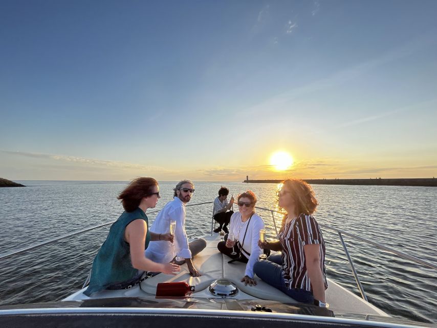 Porto: 6 Bridges Yacht Cruise with Local Wine & Snacks - Reaching the Atlantic entrance: when Porto feels bigger