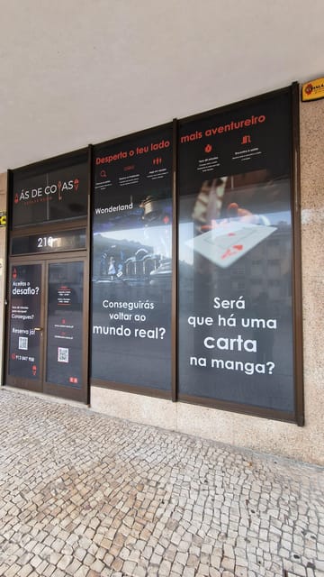 Porto: Ace of Cups Escape Room Expereince - The 1-Hour Flow: From Briefing to That Final Escape Moment