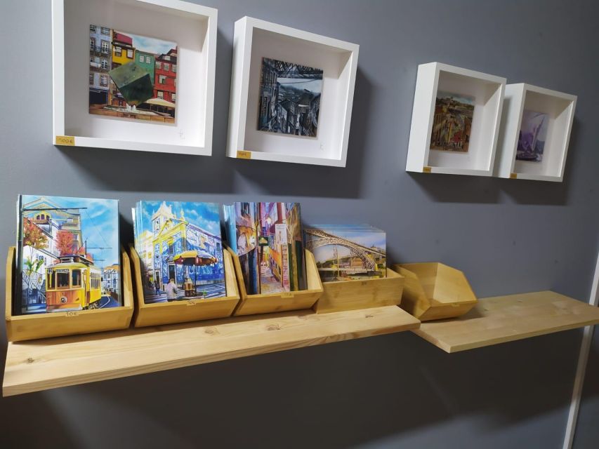 Porto: Acrylic and Oil Painting Class with a Local Artist - Brushes, color value, and learning to see what matters