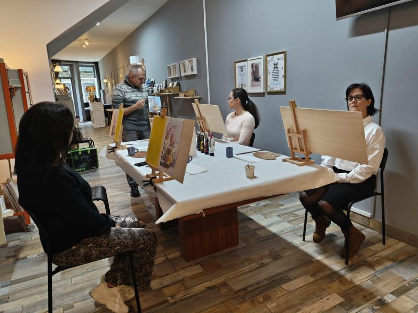 Porto: Acrylic and Oil Painting Class with a Local Artist - Where to meet and how to time your day near S. Bento
