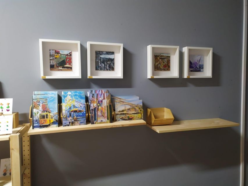 Porto: Acrylic and Oil Painting Class with a Local Artist - Acrylic and oil basics: the two-medium advantage