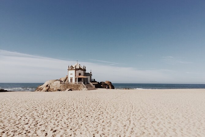 Porto: Aveiro with cruise, Costa Nova, Capelha do Senhor da Pedra - Moliceiro ride on the Ria de Aveiro: the part that turns the day romantic