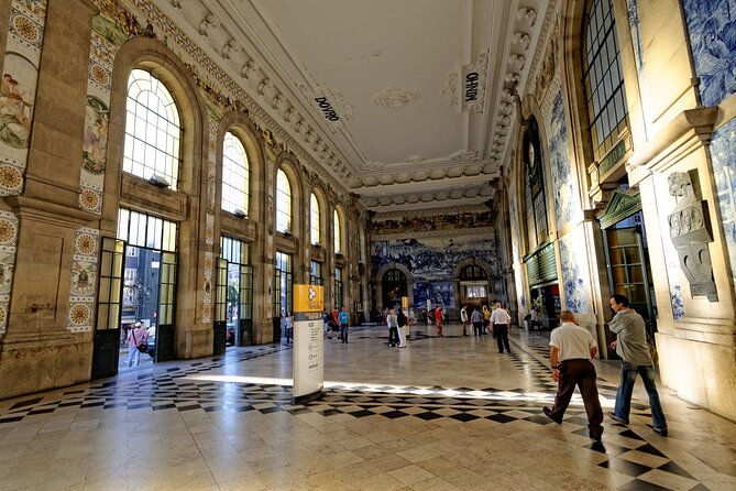 Porto Best-Of Private Tour – A Customizable Experience - Atlantic Coast Photostops and the Short Porto District Free-Time Window