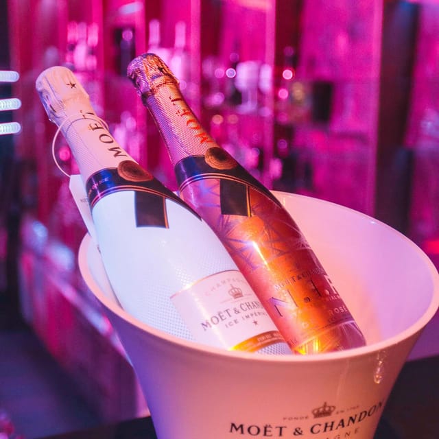 Porto: Cabaret & Pole Shows, with a Welcome Drink! - Porto’s adult cabaret night at Mask Porto