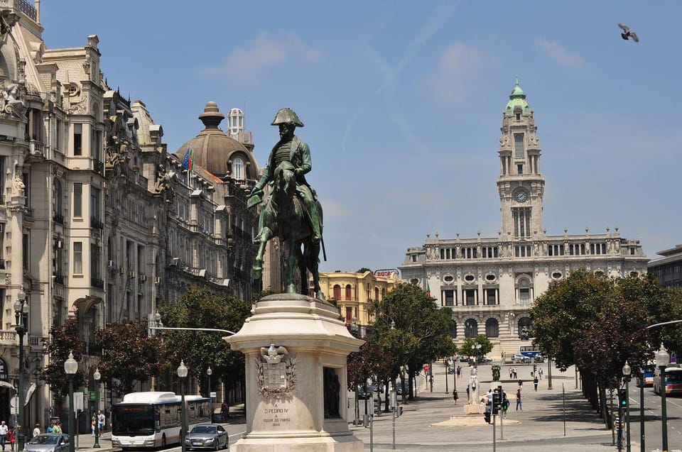 Porto: City Center Walking Tour - Porto Cathedral: Panoramic Views and a Strong First Impression