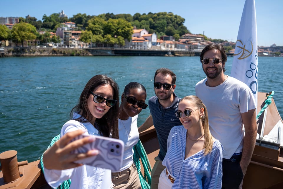 Porto City Full Day Minibus Tour, Wine Tasting & Six Brigdes - A 9-hour mix of Porto, wine, and river views