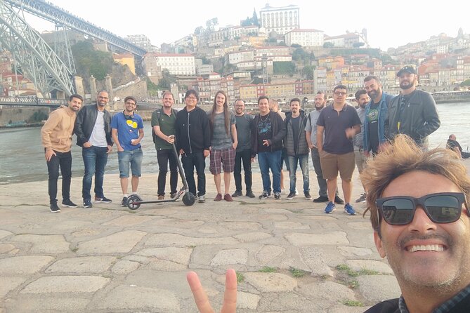 Porto city Walking Tour by a expert local - Stop 4: Mercado do Bolhão for Local Flavor and Everyday Life