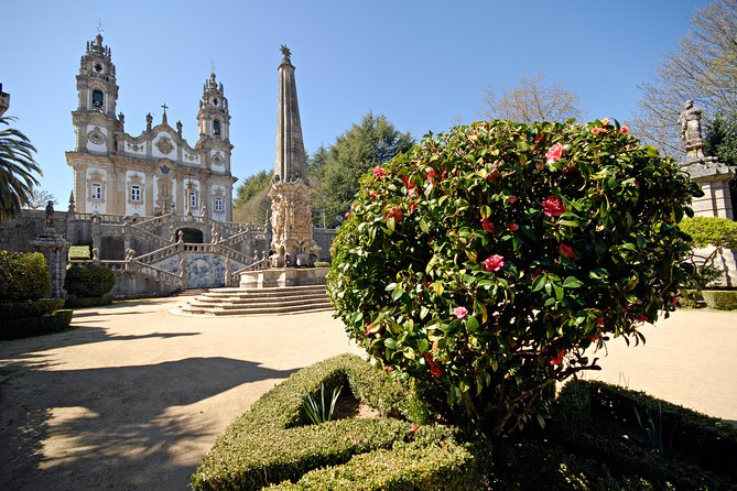 Porto: Day Trip to Douro including lunch and Rivercruise - Meeting Point Morning: Starting at Palácio da Bolsa