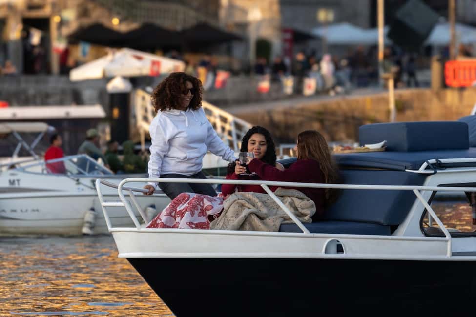Porto: Douro private cruiser (only for you)6 bridges/sunset - Who this private Douro sunset cruiser is best for