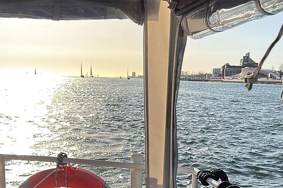 Porto: Douro private cruiser (only for you)6 bridges/sunset - Should you book this Porto–Douro private cruiser?