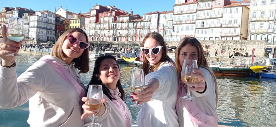 Porto: Douro River Boat Tour w/ Portuguese Wines & Tasting - Porto and Gaia views you can feel, not just point at