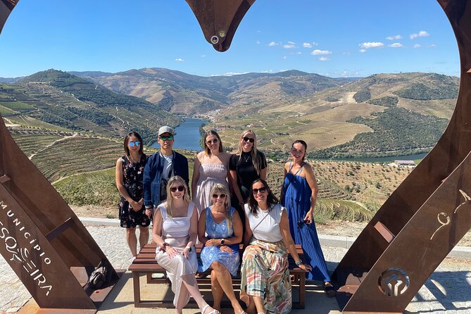 Porto: Douro Valley, 2 Wine Regions, Sommelier, Boat Trip & Lunch - Stop 1 in Penafiel: a family winery, 7 wines, and Port bottle tricks