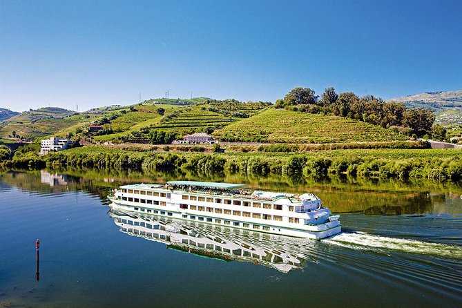 Porto: Douro Valley Wine Tour Including Lunch - Starting at Palácio da Bolsa: Timing, meeting spot, and group size