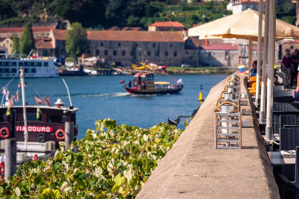 Porto: Flexible Walking Tour in Medieval Area - Verdades and Barredo Stairs: the scenic return to Ribeira