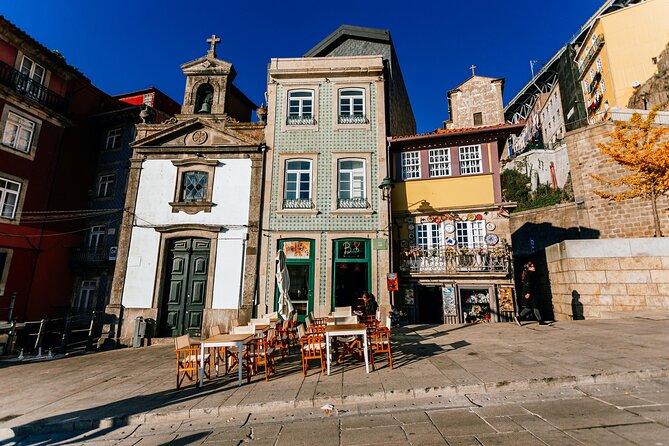 Porto Food and Wine Tasting Tour of Hidden Gems (Small Groups) - Stop 2: Rua do Bonjardim Salt Cod Salad and Vegan-Friendly Plates