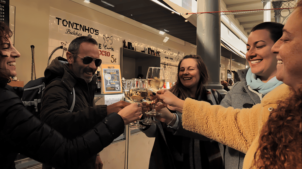 Porto Food Tour: 10 tastings at 5 Restaurants and Eateries - Cordoaria’s Garden and a bar stop for wine and local snacks