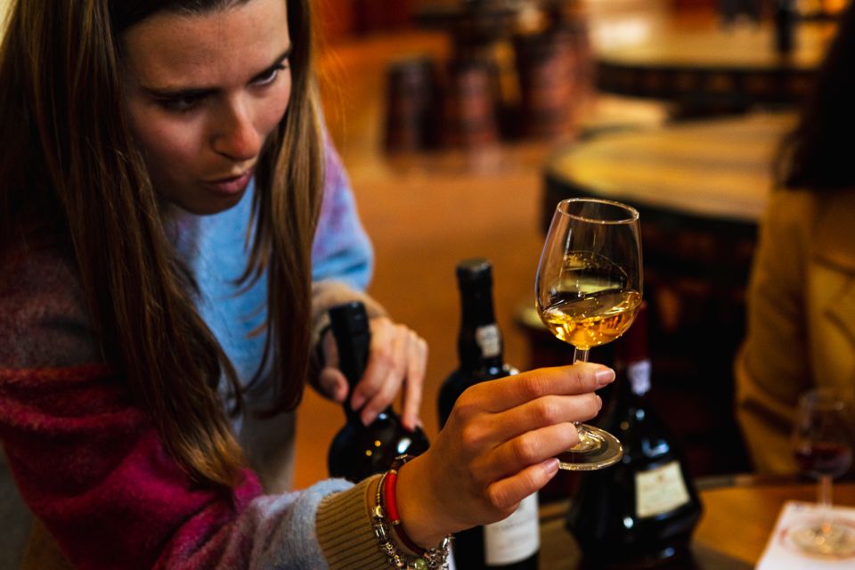 Porto: Food & Wine Tasting Walking Tour with Port Wine Cave - From pastry to Port 101: what you’ll learn before the tastings