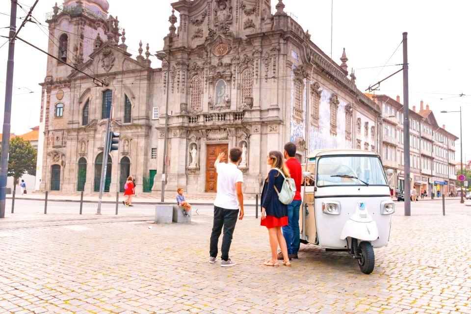 Porto: Full-Day Private Tuk Tuk Tour - Cordoaria walk: churches, Praça dos Leões, and Livraria Lello