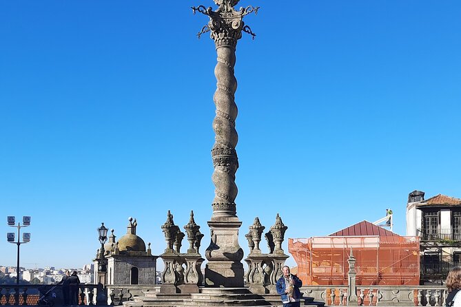 Porto Full-Day Tour with Douro River Cruise and Port Wine Tasting - Livraria Lello facade: the Harry Potter connection without the rush