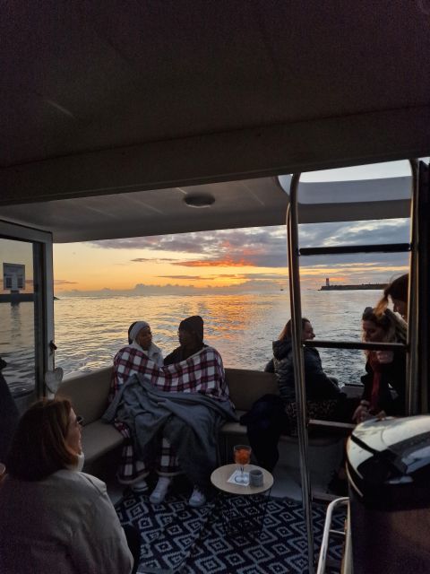 Porto: Guide Boat tour with tasting of 4 Port wines - Key things to notice before you go