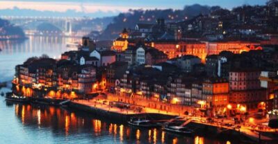 Porto: Half-Day Small Group City Tour with port wine tasting - Starting at Igreja da Lapa and riding with a small group