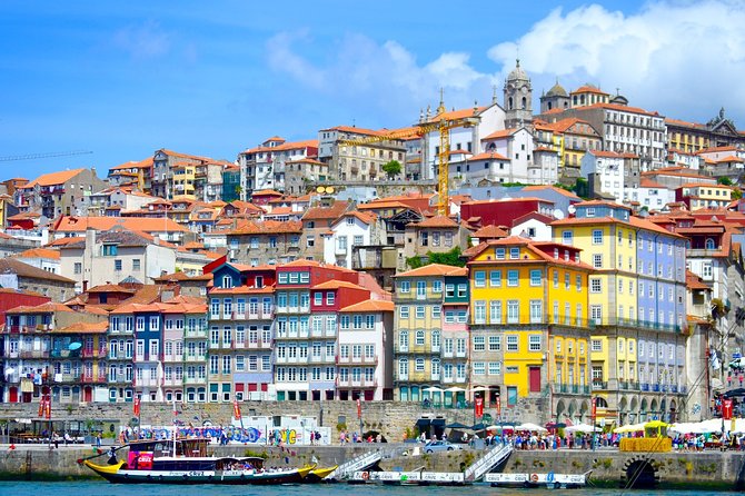 Porto Half Day Tour with River Cruise and Wine Tasting - Guides and group experience: what tends to work best