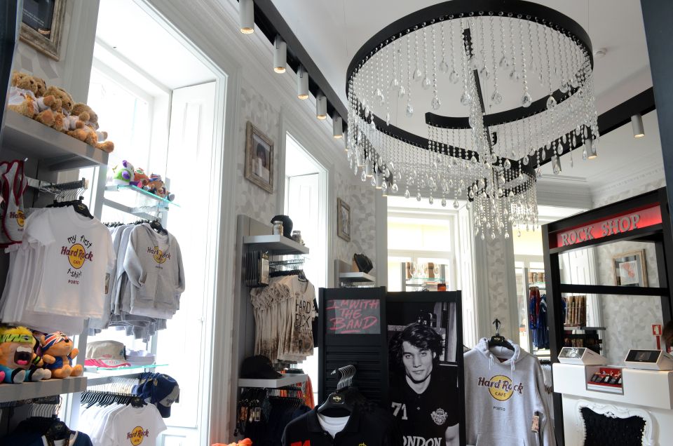 Porto: Hard Rock Cafe Skip-the-Line with Set Menu - Key Things You’ll Notice Right Away