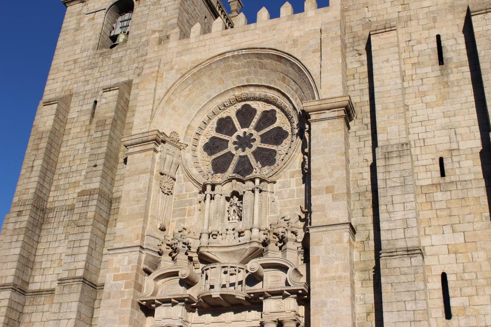 Porto: Historic City Center Walking Tour - Price and value: what $33 buys you in real terms