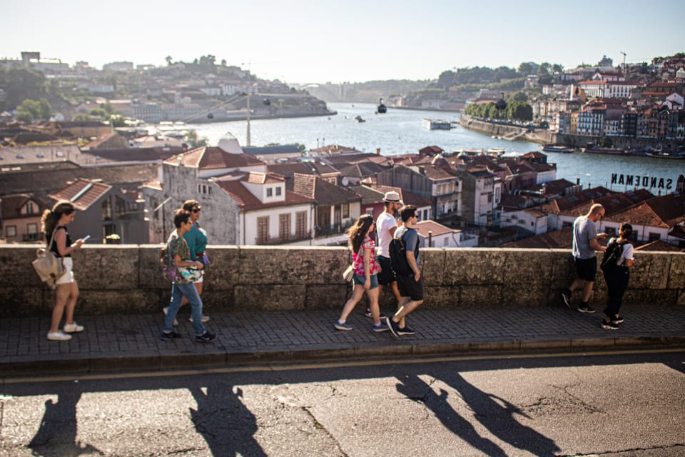 Porto: History & Lengends walking tour - Meet Elena at Trindade and Get Your Bearings in Porto