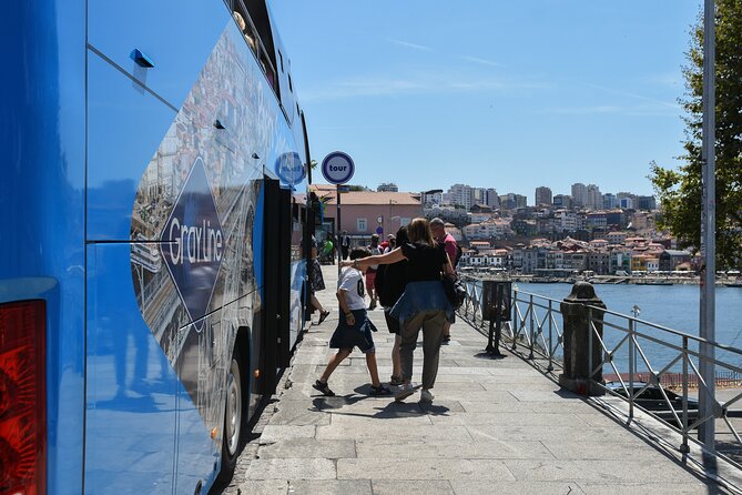 Porto Hop On Hop Off Bus Tour with Wine tasting & Night tour - How the Hop-On Hop-Off Loop Helps You Beat Porto’s Hills