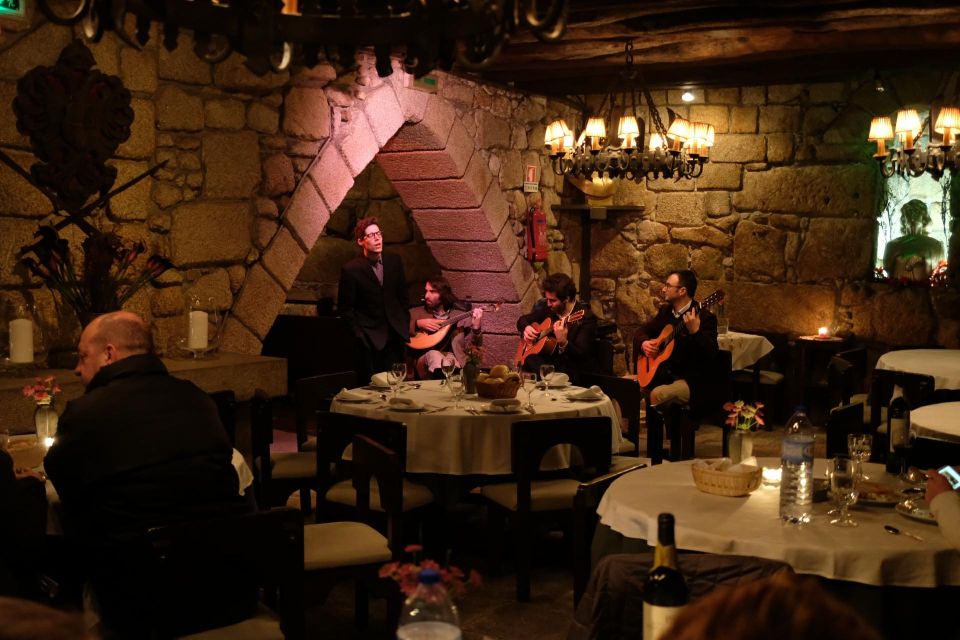 Porto Moonlight Walk & Fado Dinner - Quick hits: what makes this night work