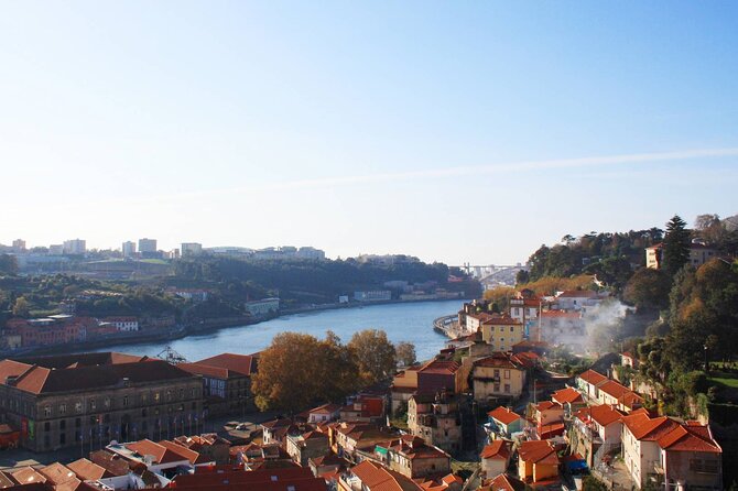 Porto Old Jewish Quarters Half-Day Walking Tour - Stop 1: Catedral do Porto and the Elusive Synagogue Footprint