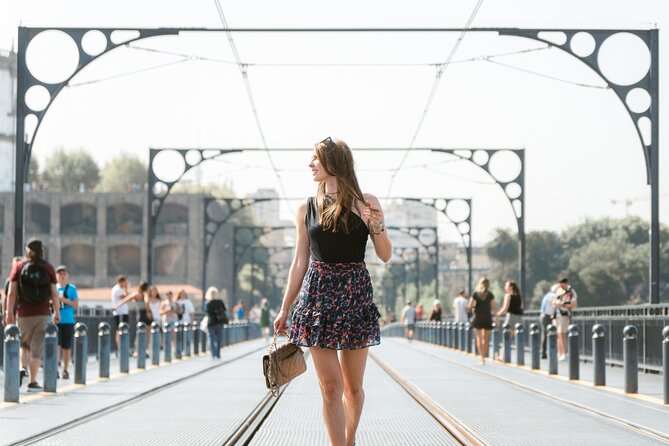 Porto Photo Shoot - São Bento Railway Station: Tile Details Without Missing the Shot
