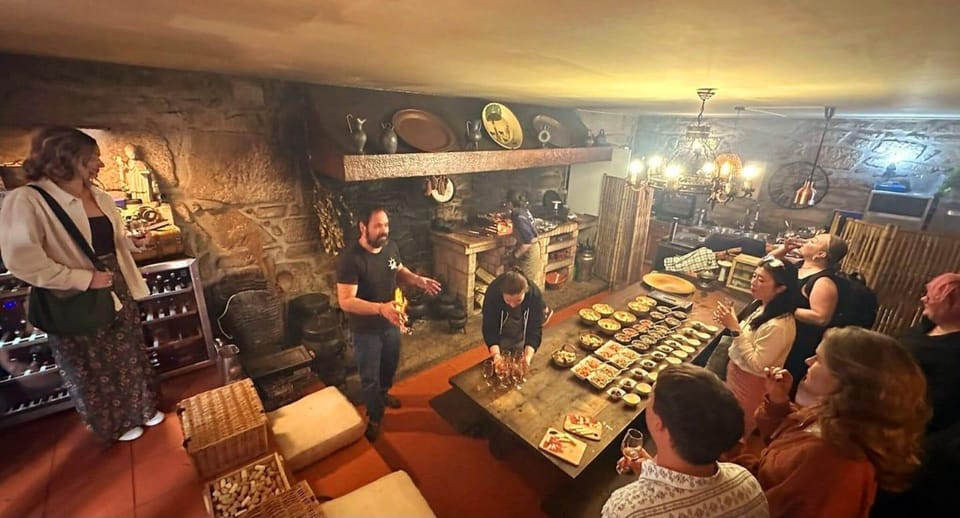 Porto: Premium Douro Valley Small-Group Tour, Cruise & Lunch - The N222 drive and Peso da Régua passes: where the photos happen